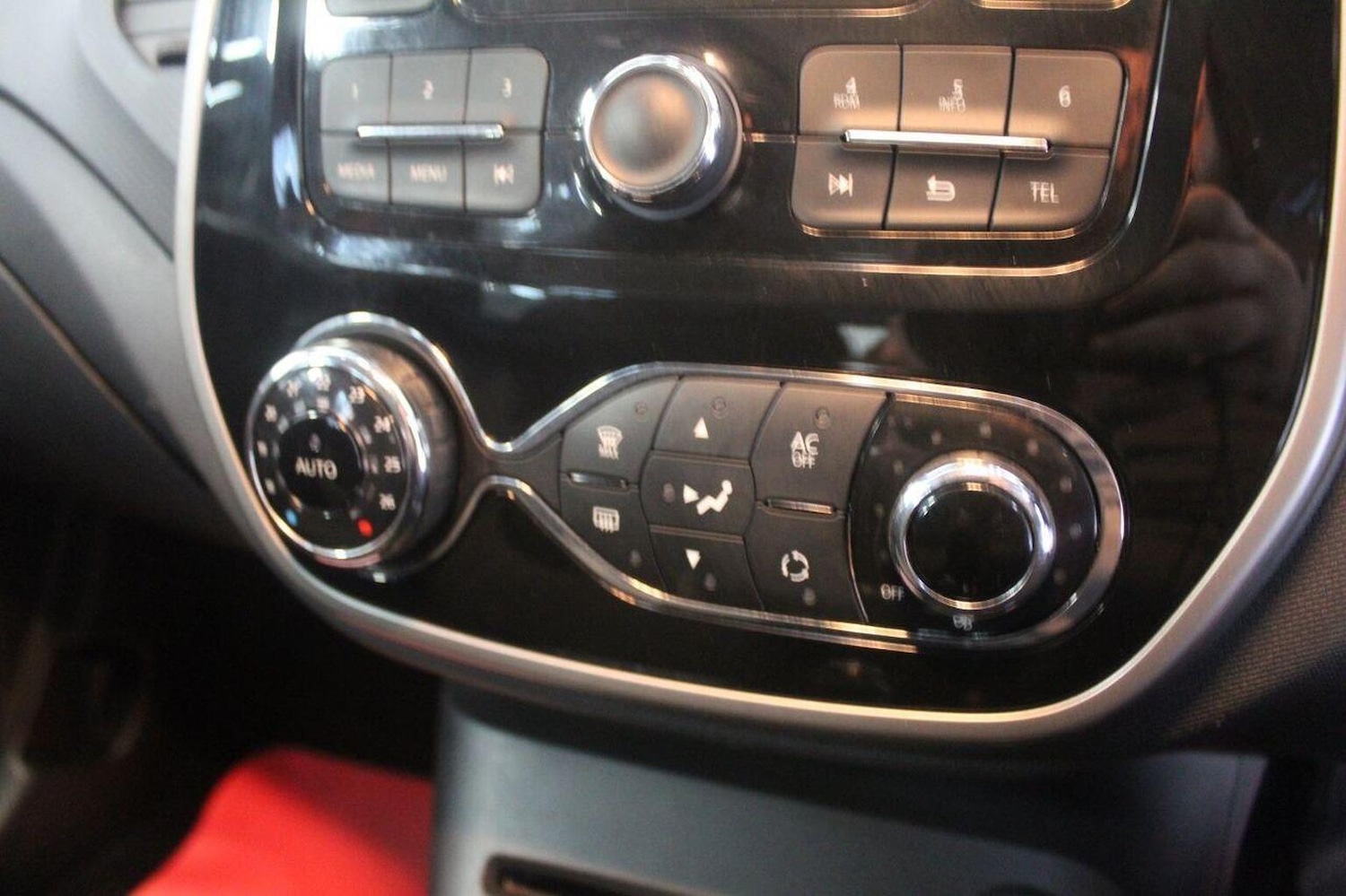 Used Renault Captur 2013 for sale - 76956913: Photo 33