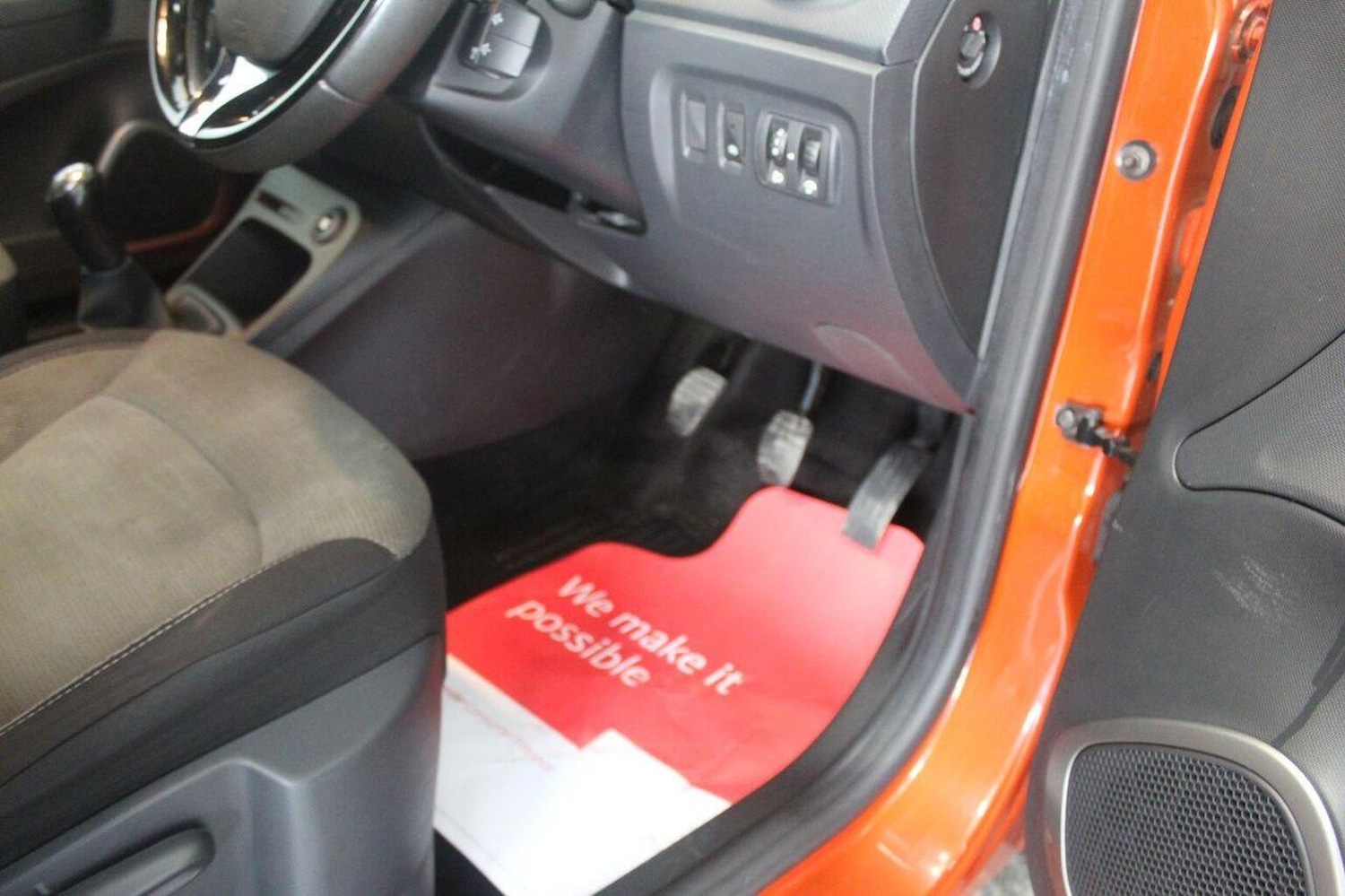 Used Renault Captur 2013 for sale - 76956913: Photo 42