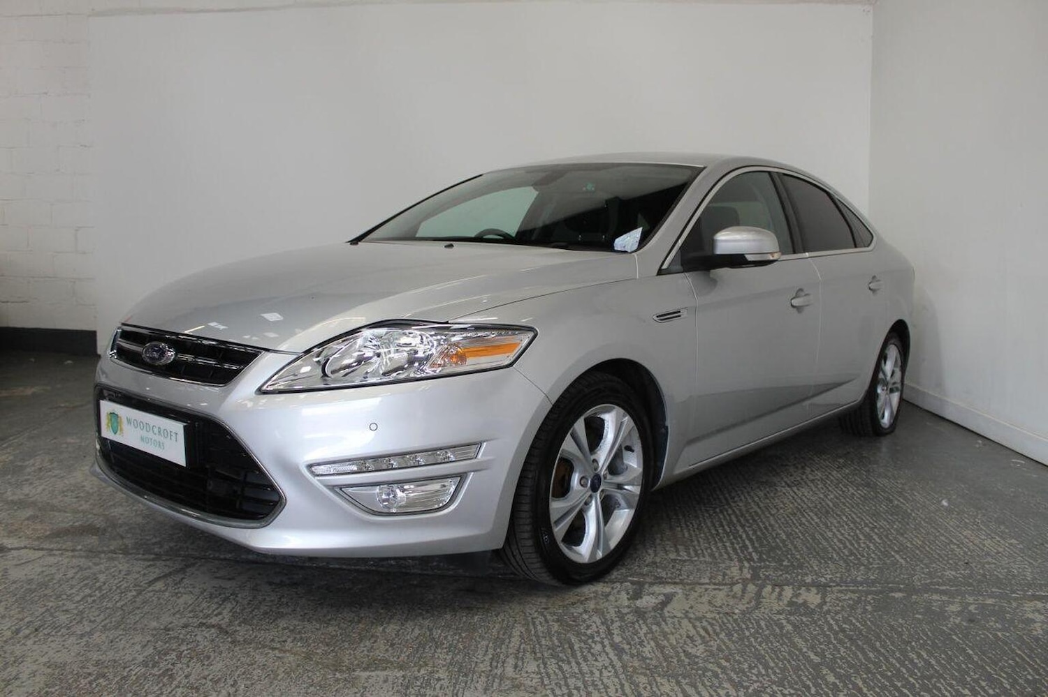 Used Ford Mondeo 2014 for sale - 76687264: Photo 2