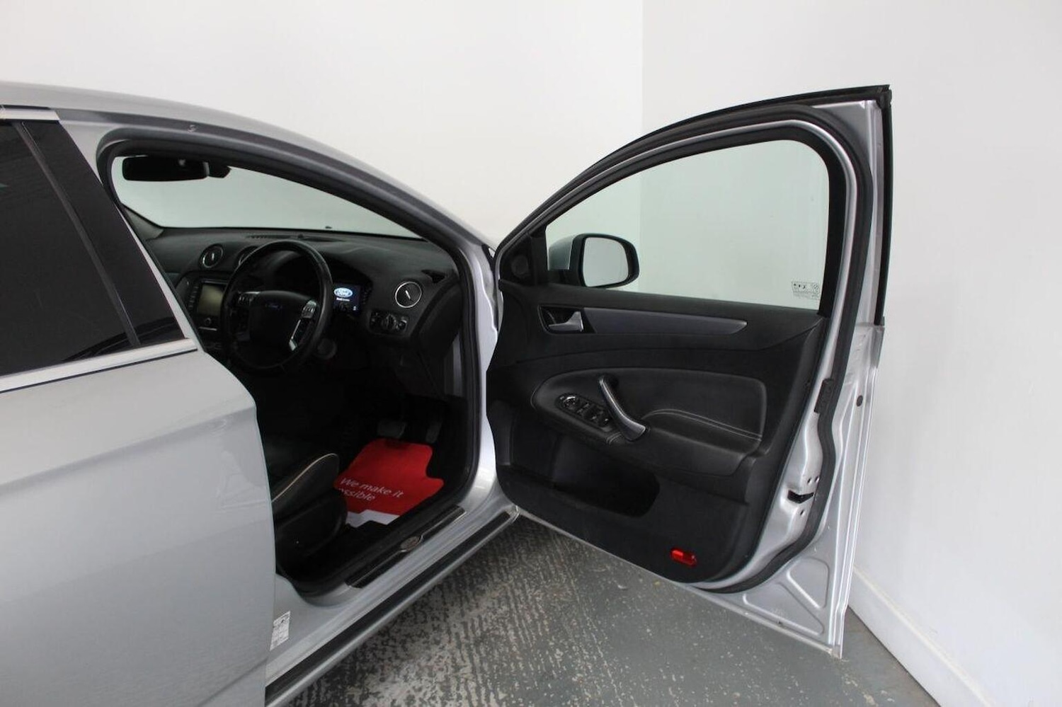 Used Ford Mondeo 2014 for sale - 76687264: Photo 25