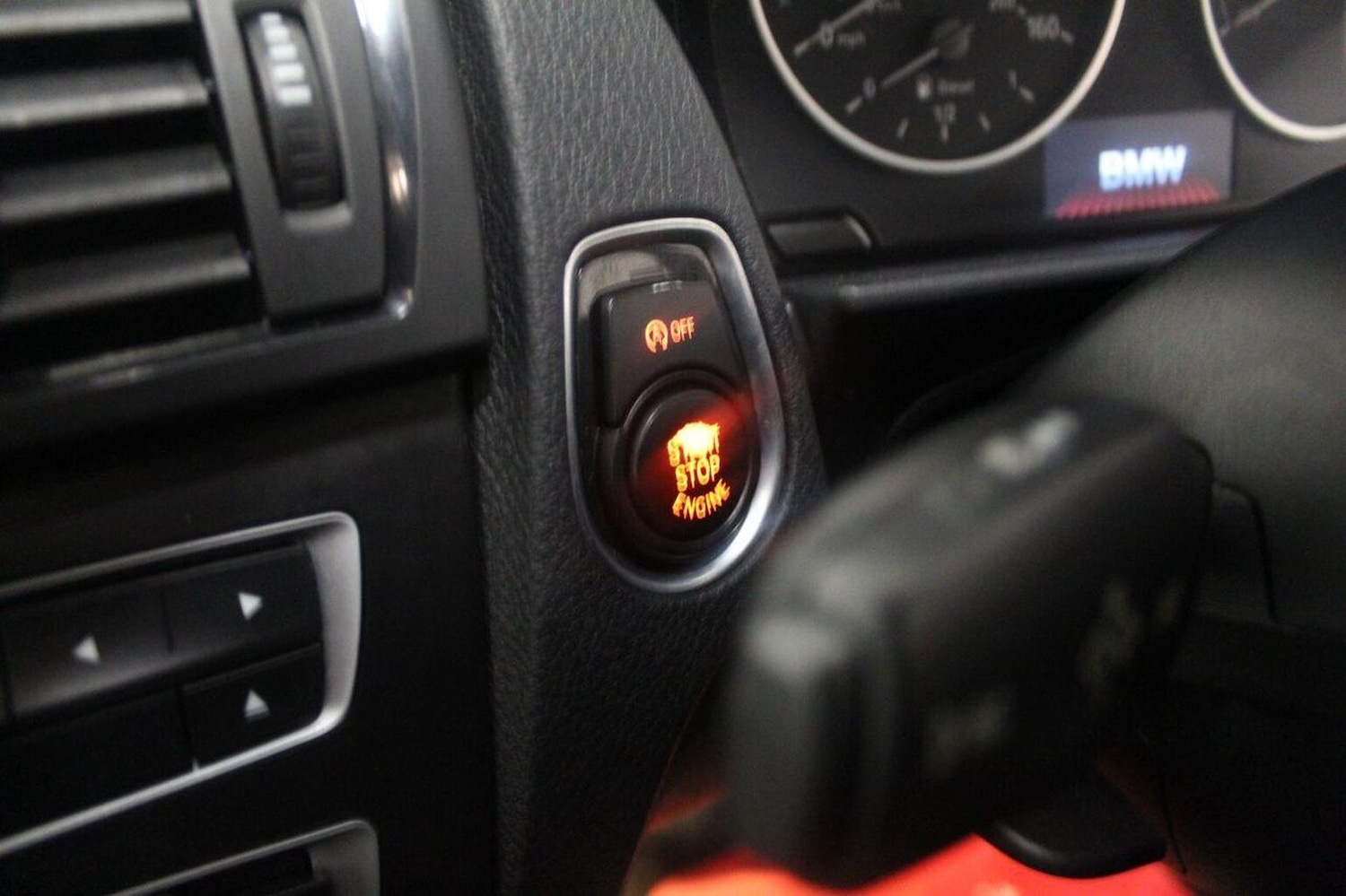 Used BMW 1 Series 2012 for sale - 77478110: Photo 38