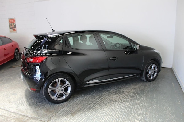 Used Renault Clio 2017 for sale - 76030657: Photo 11