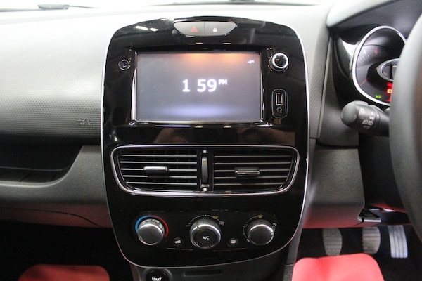 Used Renault Clio 2017 for sale - 76030657: Photo 31