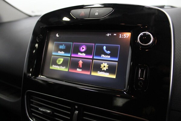 Used Renault Clio 2017 for sale - 76030657: Photo 33