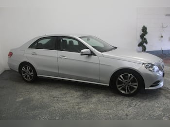 Used Mercedes-Benz E Class 2013 for sale - 79558306: Photo