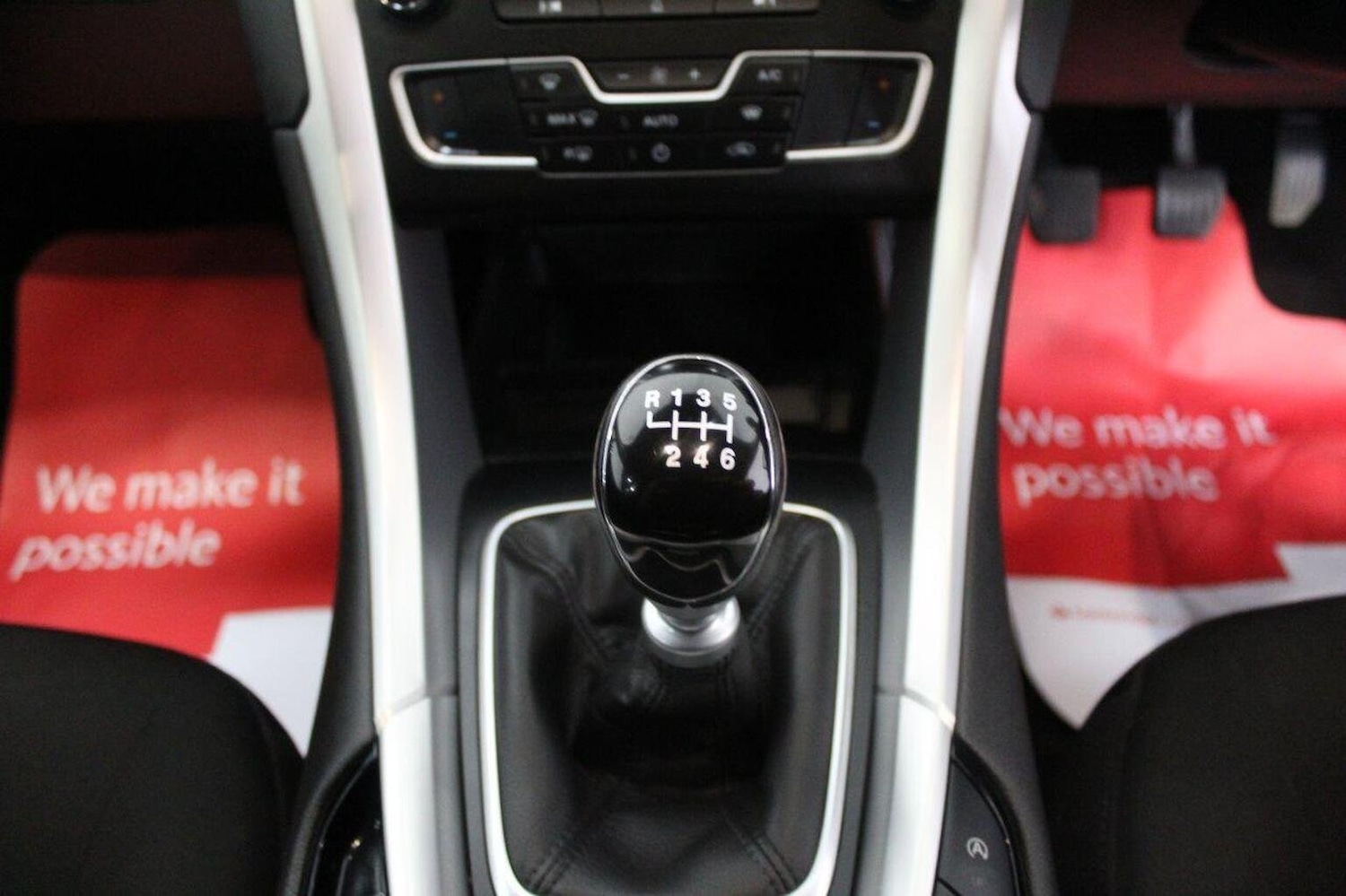 Used Ford Mondeo 2015 for sale - 76192617: Photo 41