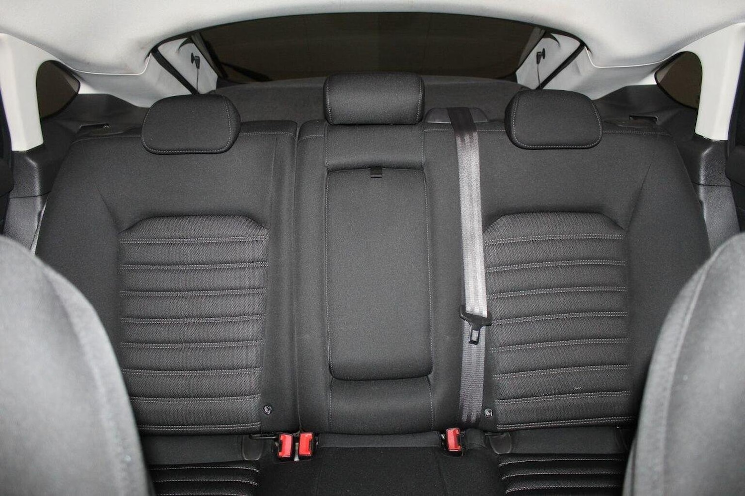 Used Ford Mondeo 2015 for sale - 76192617: Photo 50