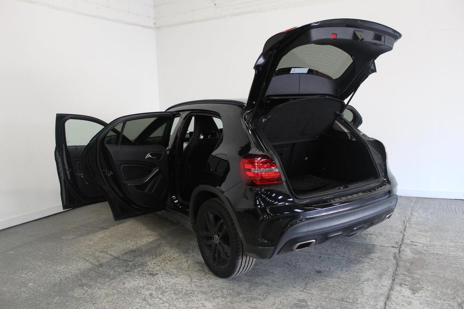 Used Mercedes-Benz GLA 2018 for sale - 77937816: Photo 19