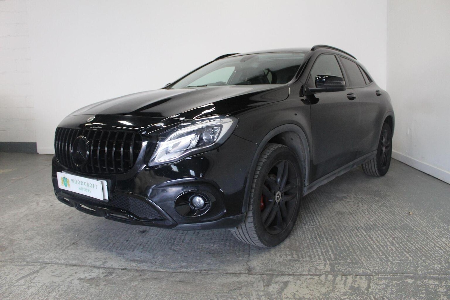 Used Mercedes-Benz GLA 2018 for sale - 77937816: Photo 2