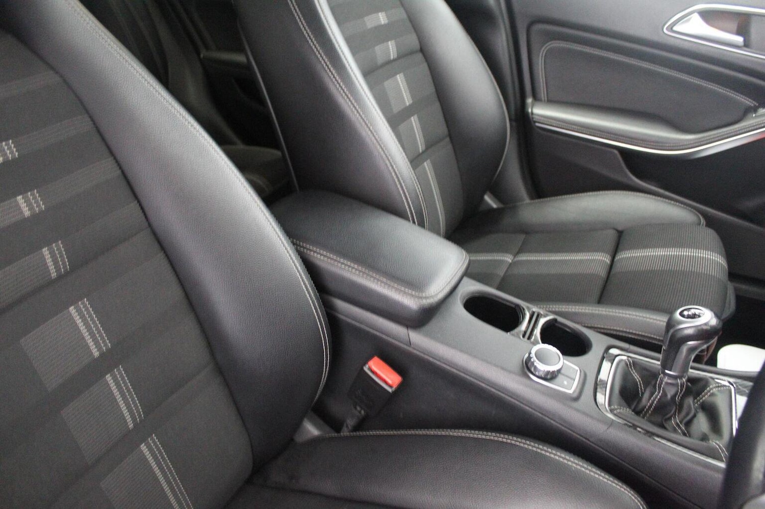 Used Mercedes-Benz GLA 2018 for sale - 77937816: Photo 47