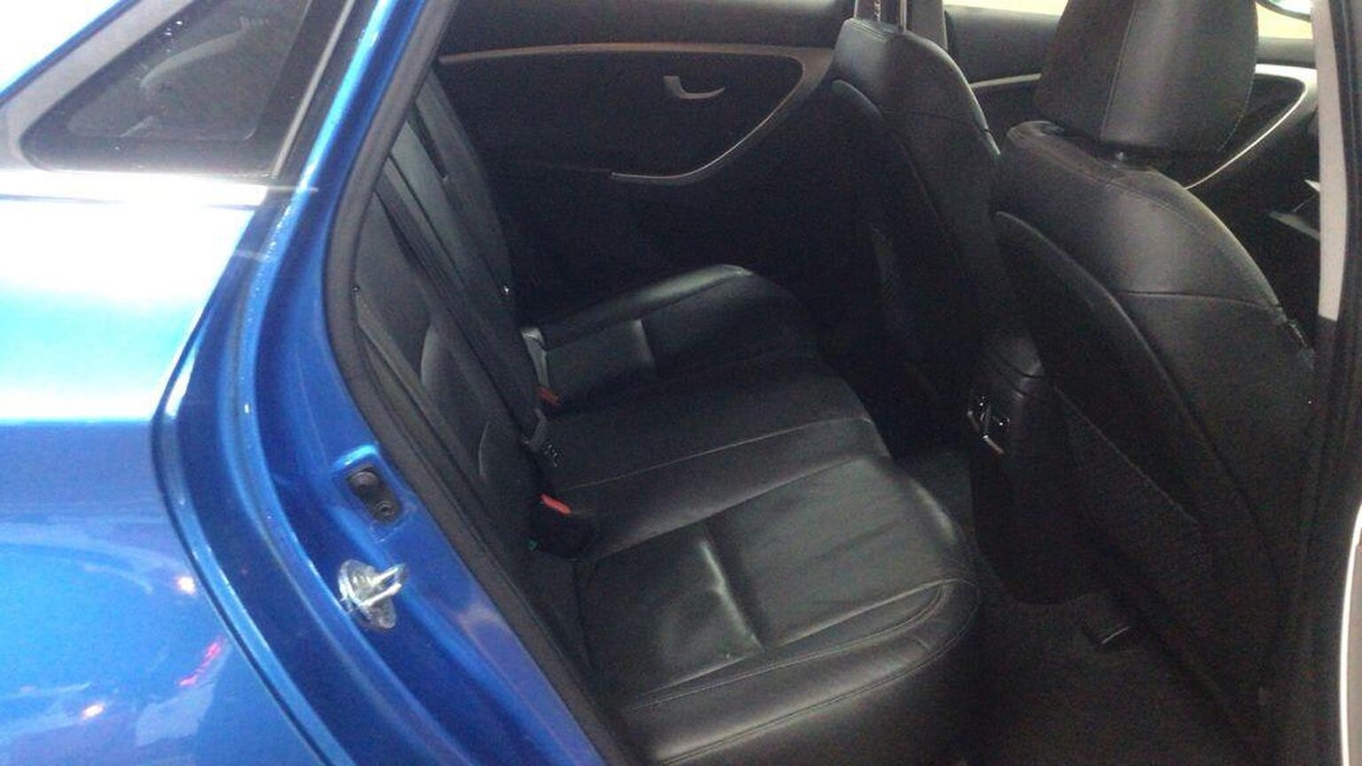 Used Hyundai i30 2015 for sale - 76741312: Photo 13