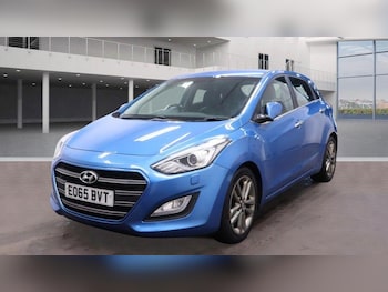 Used Hyundai i30 2015 for sale - 76741312: Photo