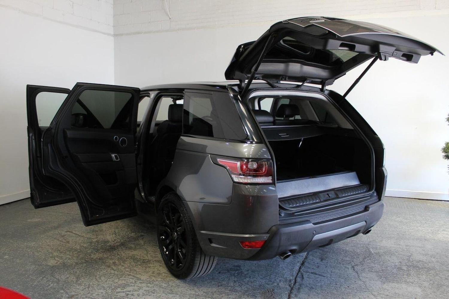 Used Land Rover Range Rover Sport 2017 for sale - 76793680: Photo 23