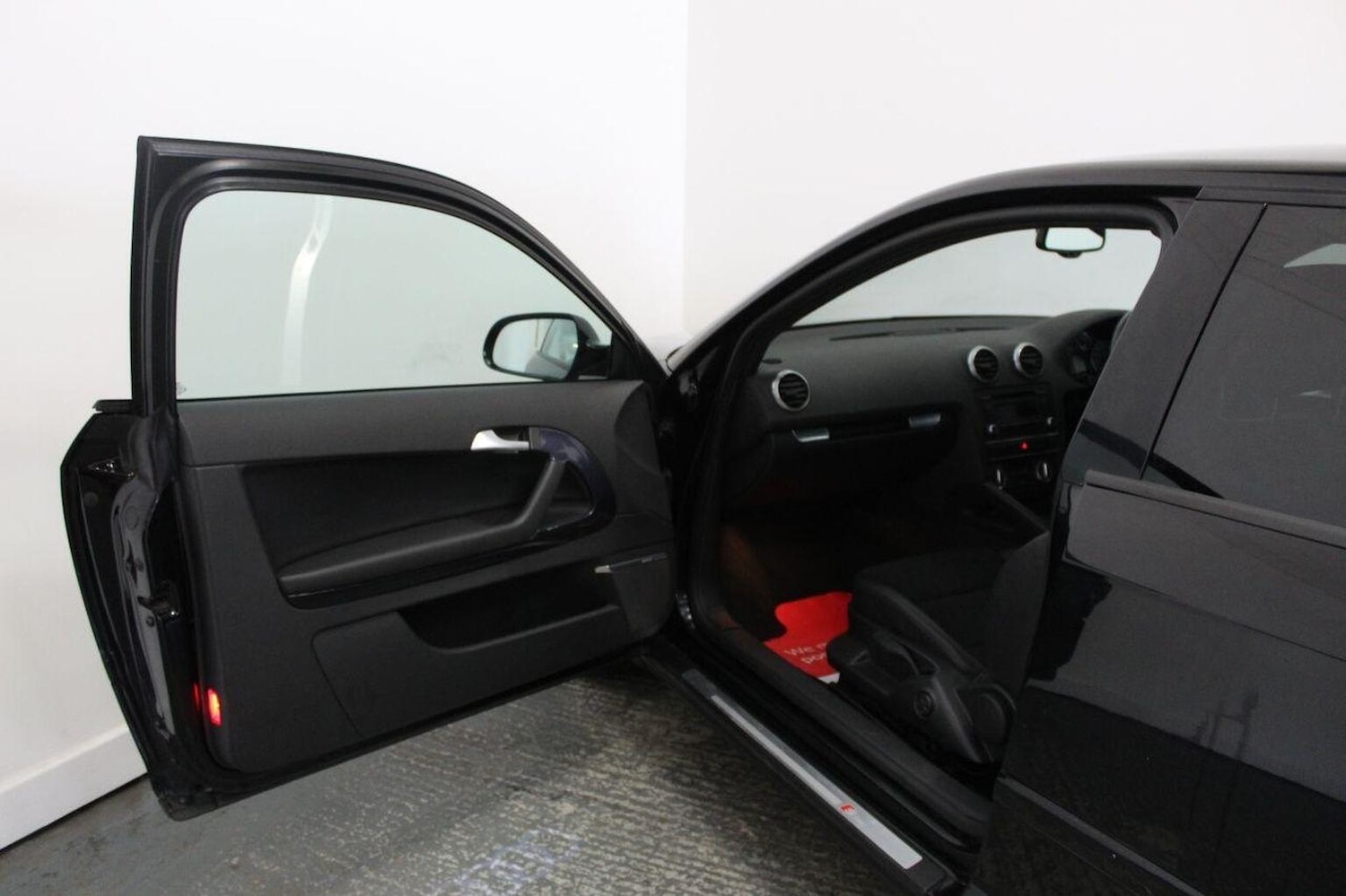 Used Audi A3 2011 for sale - 77937947: Photo 24