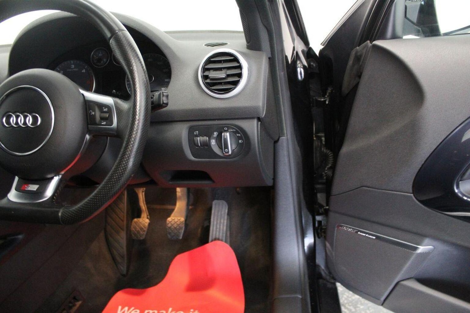 Used Audi A3 2011 for sale - 77937947: Photo 40