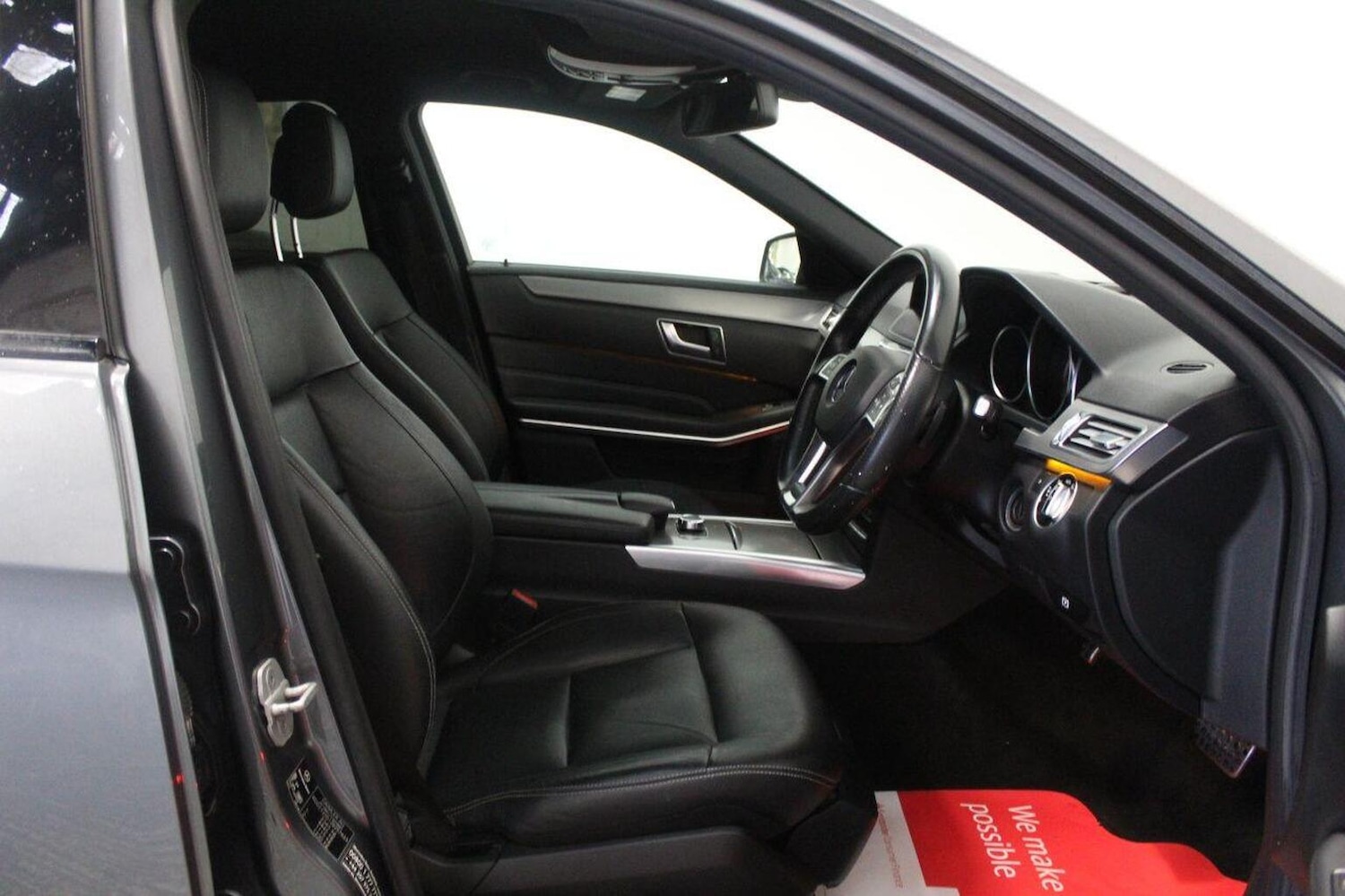 Used Mercedes-Benz E Class 2015 for sale - 76974487: Photo 30