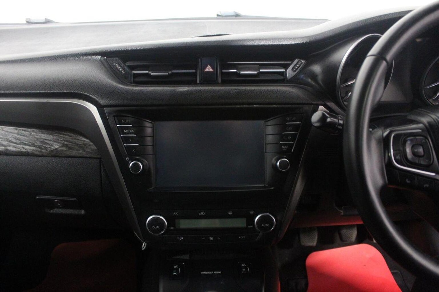 Used Toyota Avensis 2015 for sale - 77020597: Photo 33