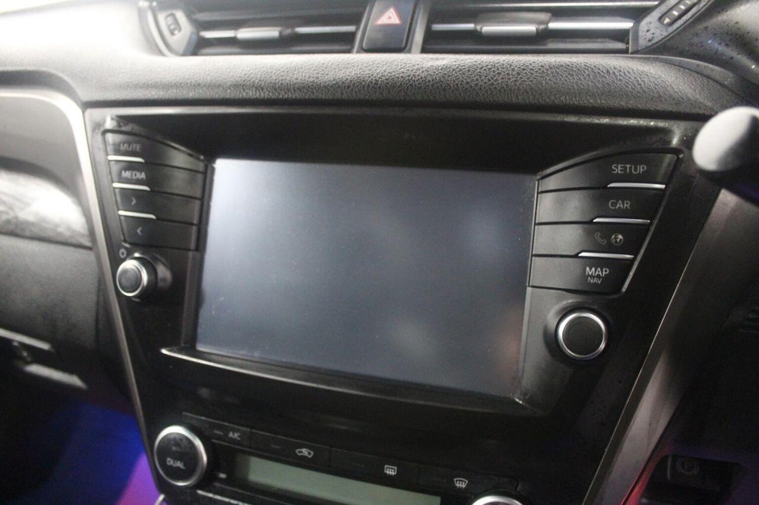 Used Toyota Avensis 2015 for sale - 77020597: Photo 41