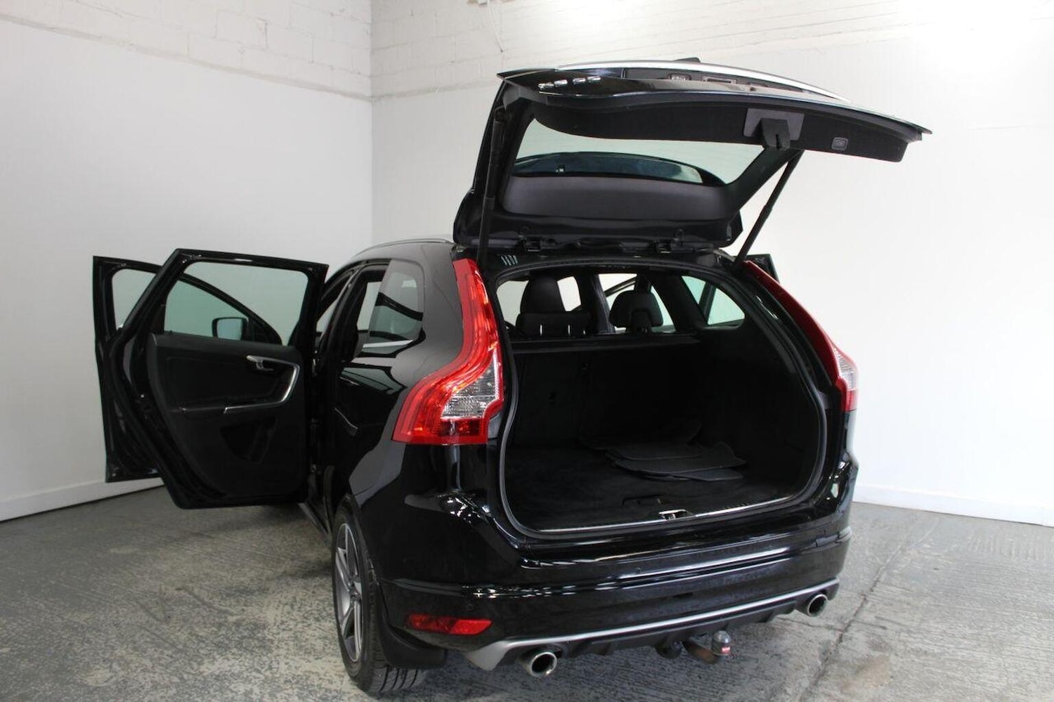 Used Volvo XC60 2015 for sale - 76793862: Photo 20
