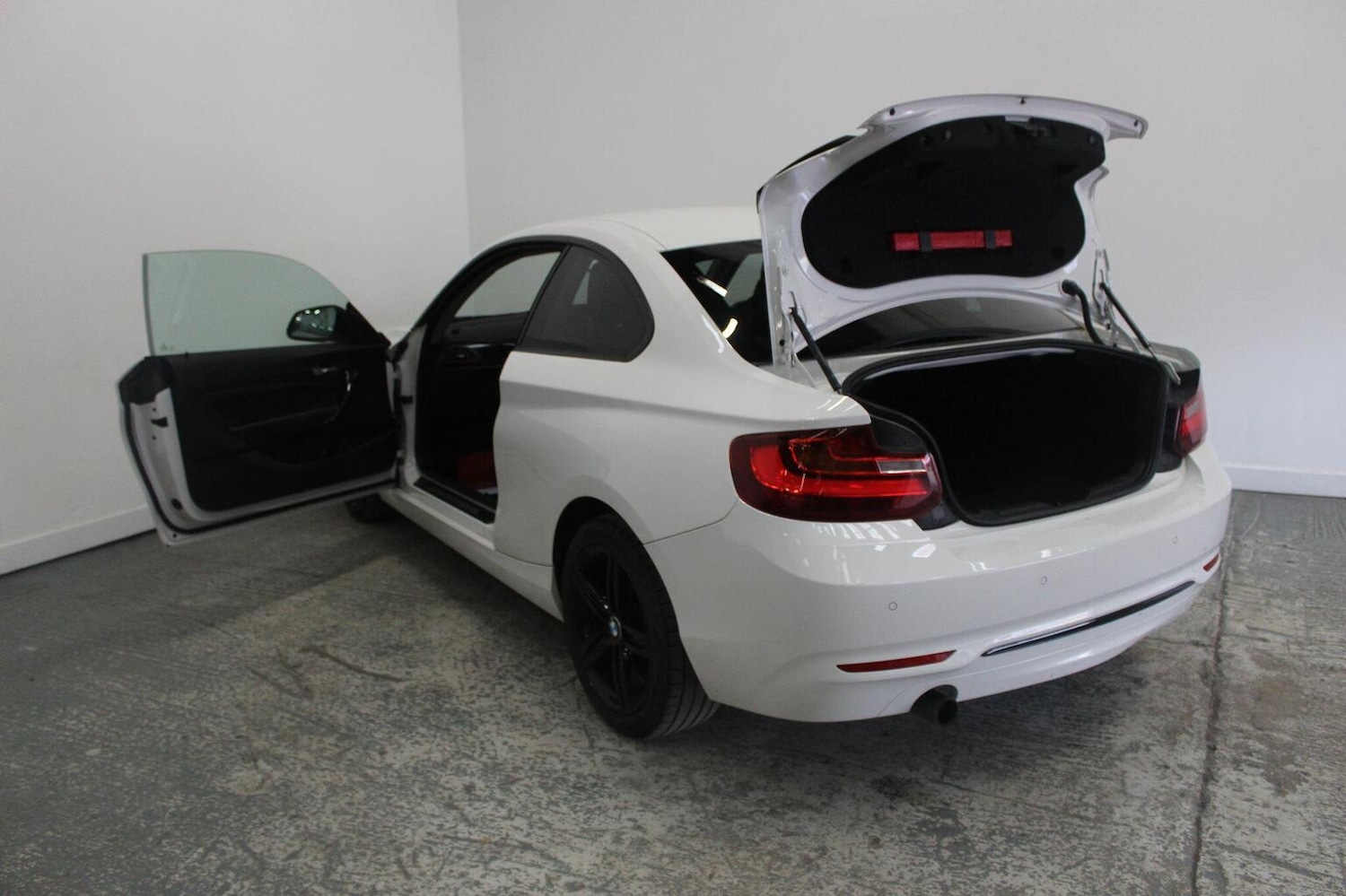 Used BMW 2 Series 2015 for sale - 77938002: Photo 19