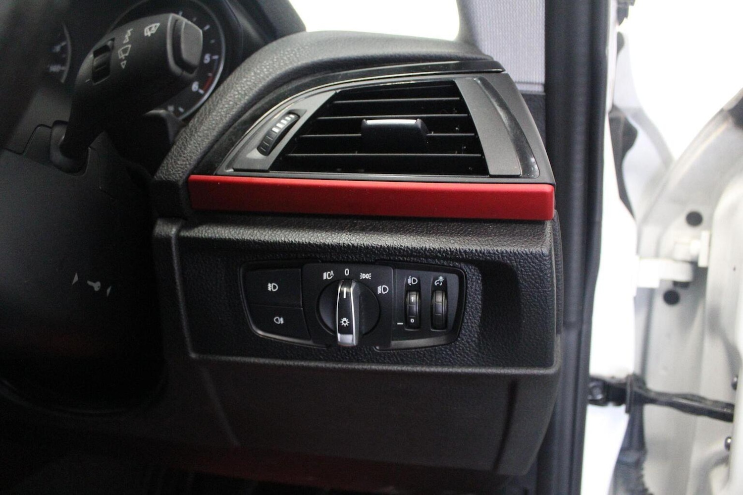 Used BMW 2 Series 2015 for sale - 77938002: Photo 44