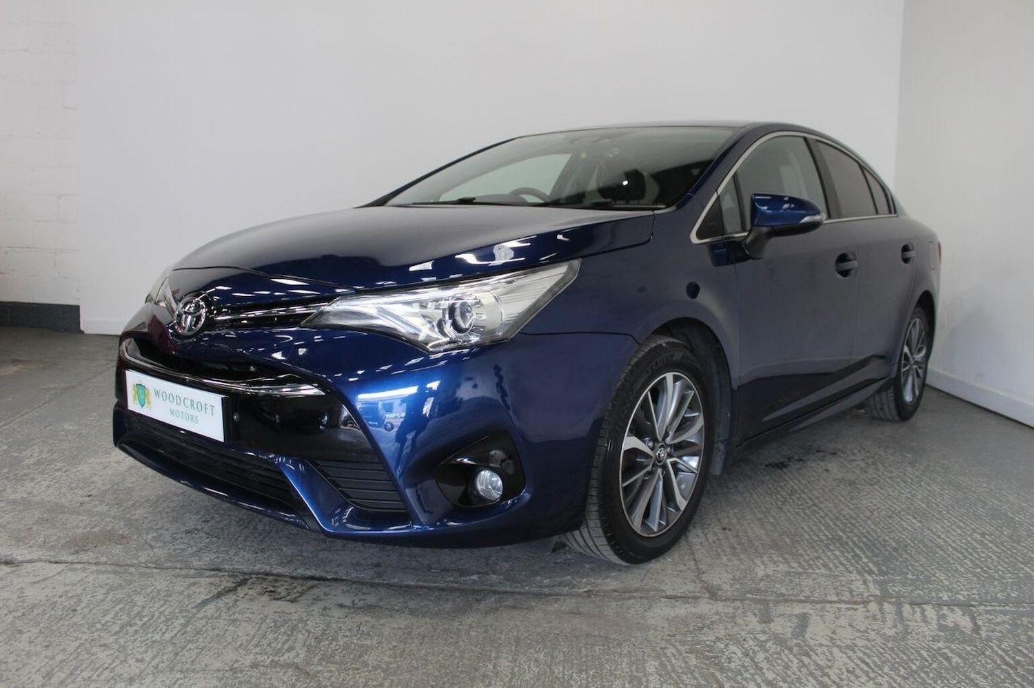 Used Toyota Avensis 2016 for sale - 77464625: Photo 2