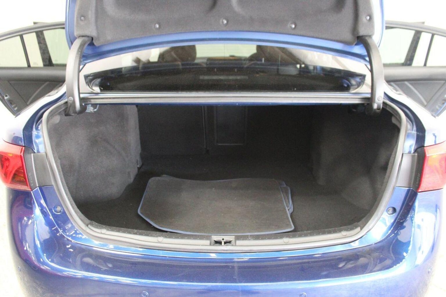 Used Toyota Avensis 2016 for sale - 77464625: Photo 25