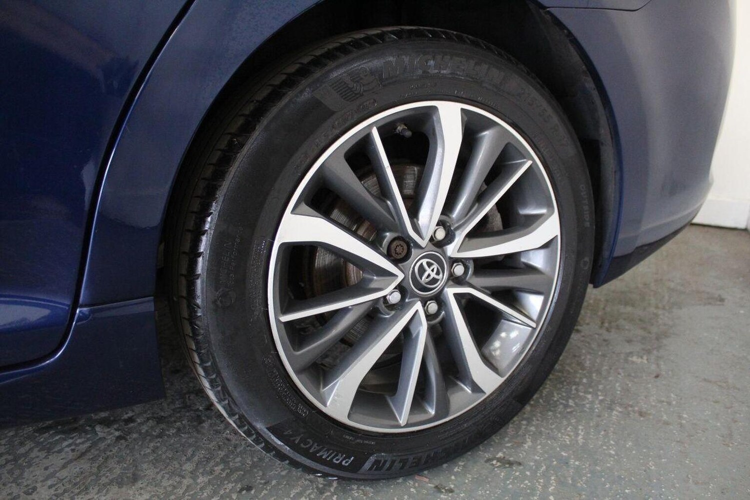 Used Toyota Avensis 2016 for sale - 77464625: Photo 56