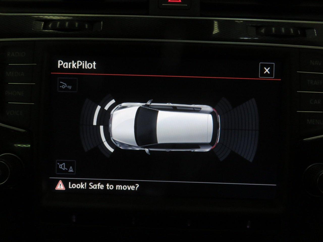 Used Volkswagen Golf 2018 for sale - 77937871: Photo 32