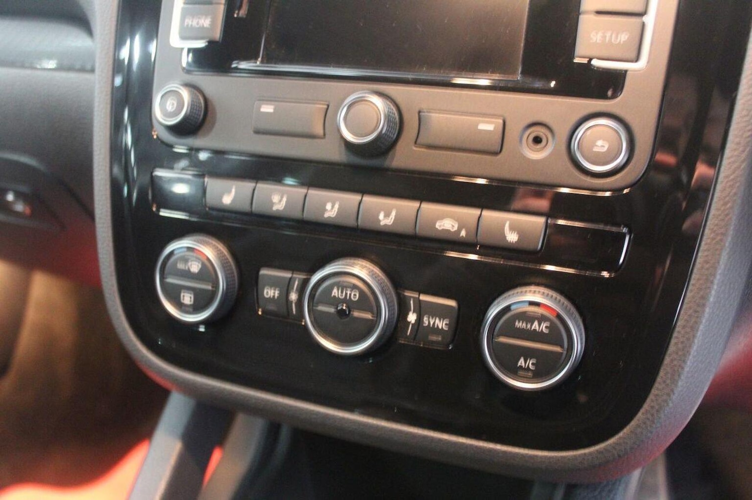 Used Volkswagen Scirocco 2015 for sale - 77124205: Photo 41