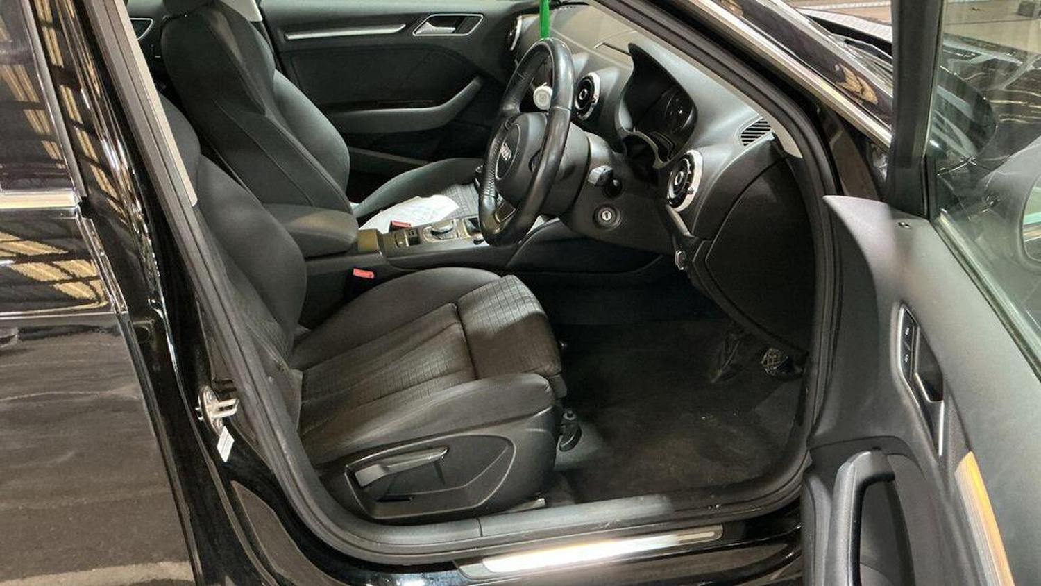 Used Audi A3 2014 for sale - 77662255: Photo 13