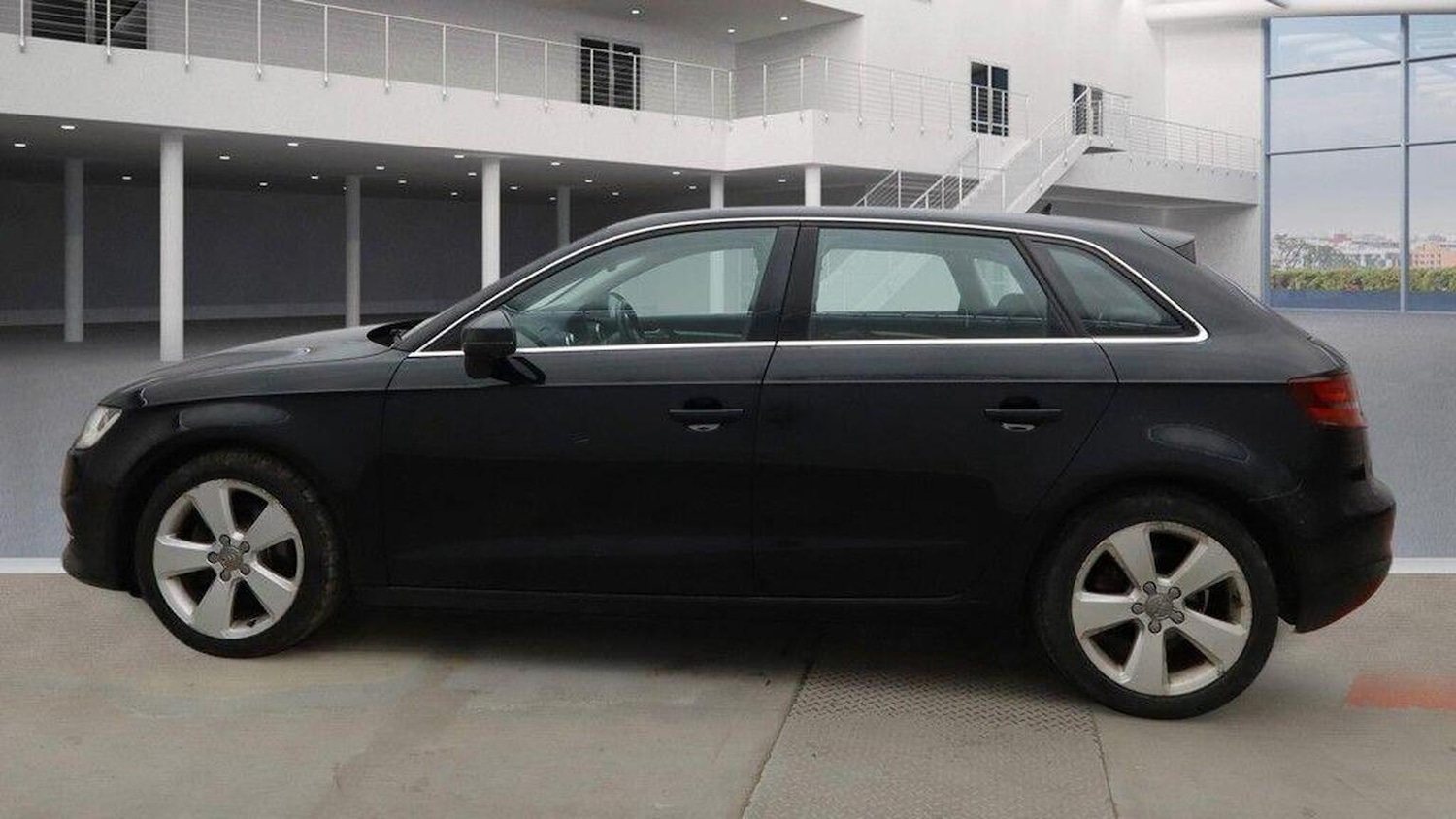 Used Audi A3 2014 for sale - 77662255: Photo 8