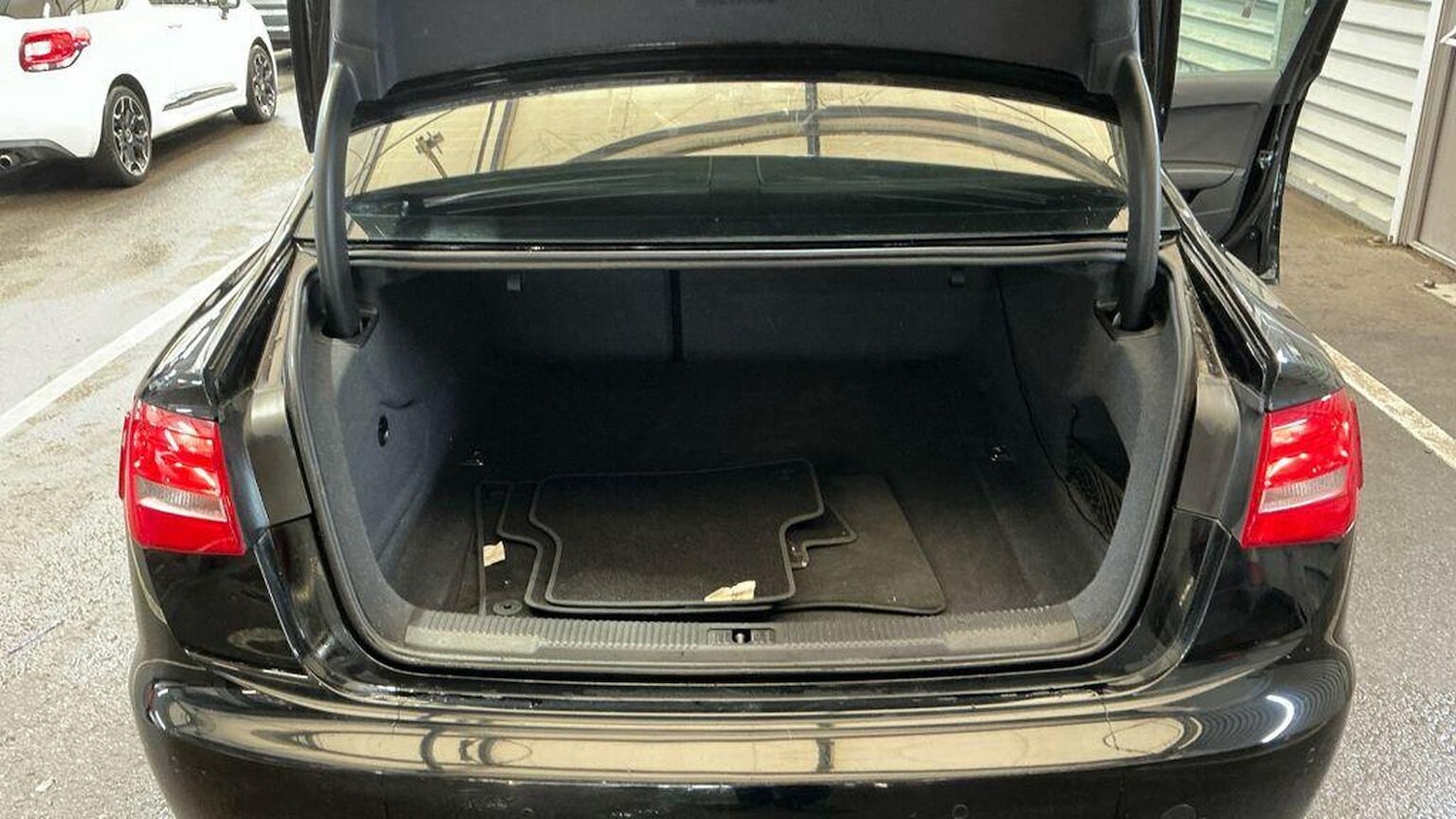 Used Audi A6 2012 for sale - 76858892: Photo 10