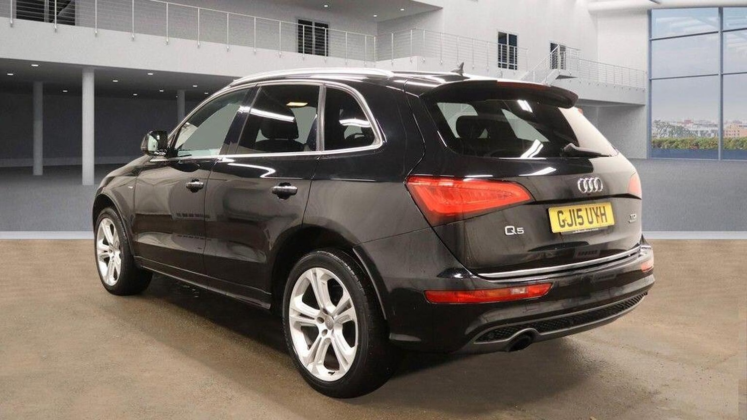 Used Audi Q5 2015 for sale - 77709063: Photo 5
