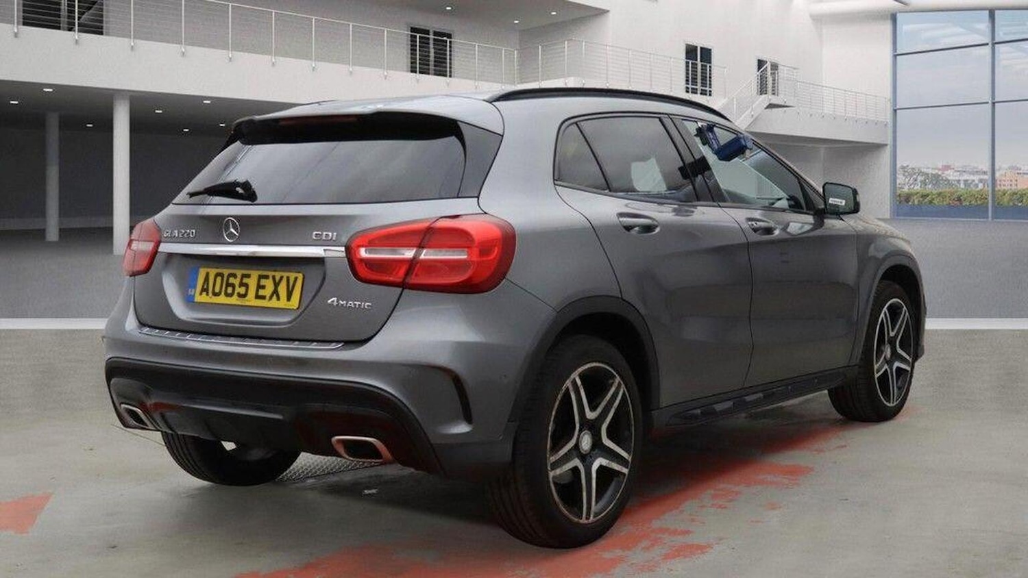 Used Mercedes-Benz GLA 2015 for sale - 76418336: Photo 4