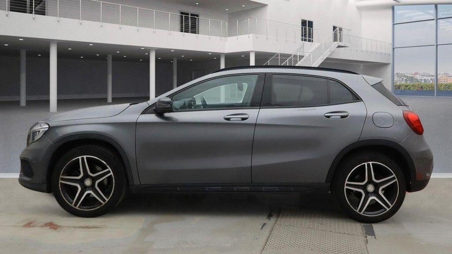Used Mercedes-Benz GLA 2015 for sale - 76418336: Photo 7