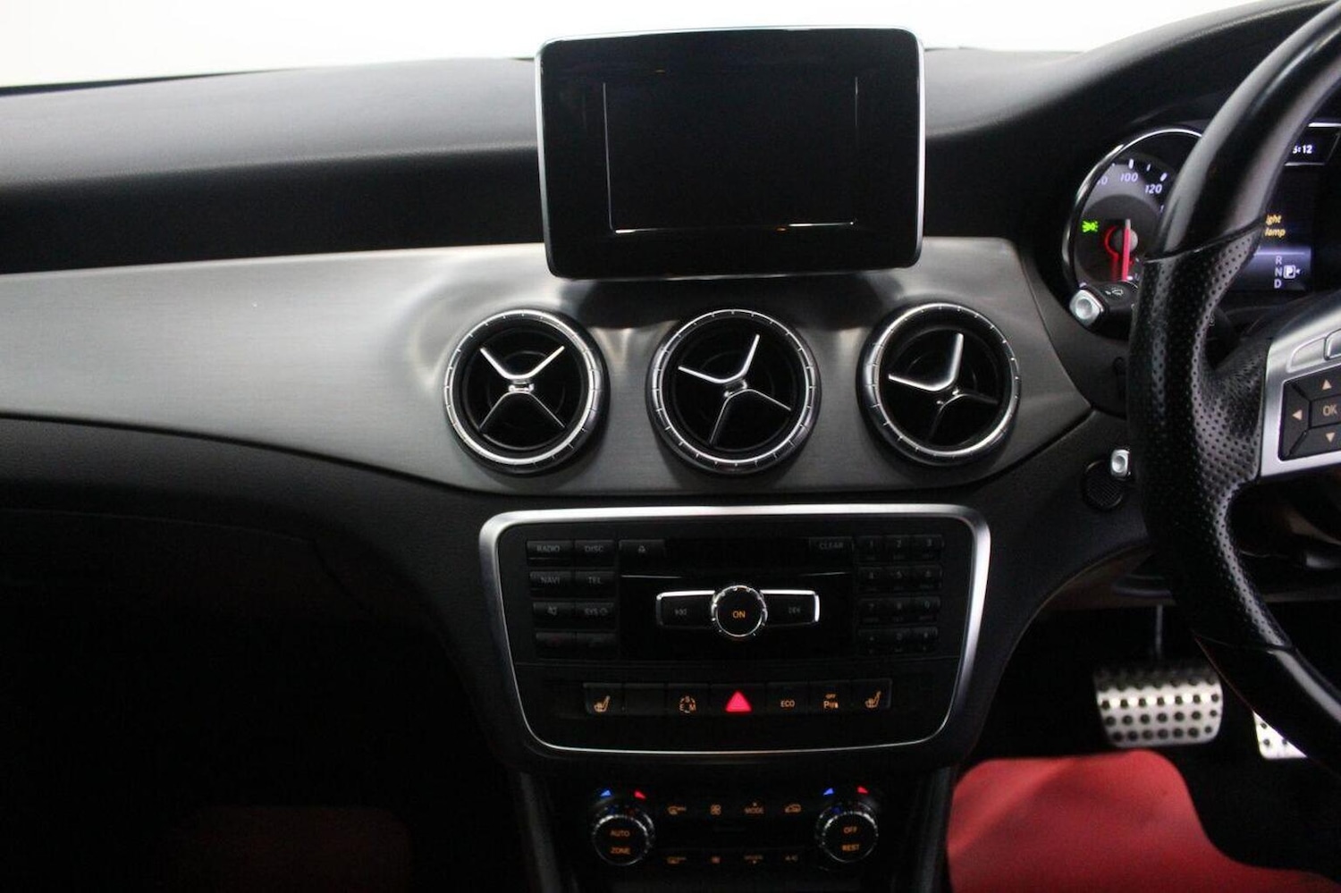 Used Mercedes-Benz CLA 2014 for sale - 77195459: Photo 33