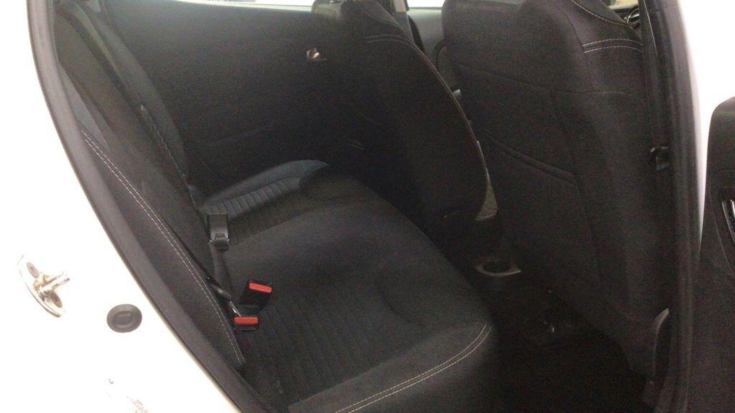 Used Renault Clio 2015 for sale - 77962006: Photo 13