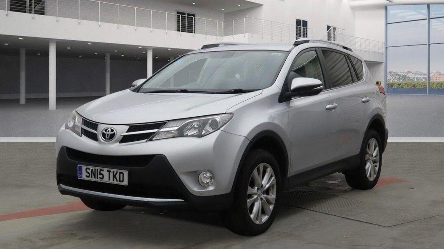 Used Toyota RAV4 2015 for sale - 76527377: Photo 3