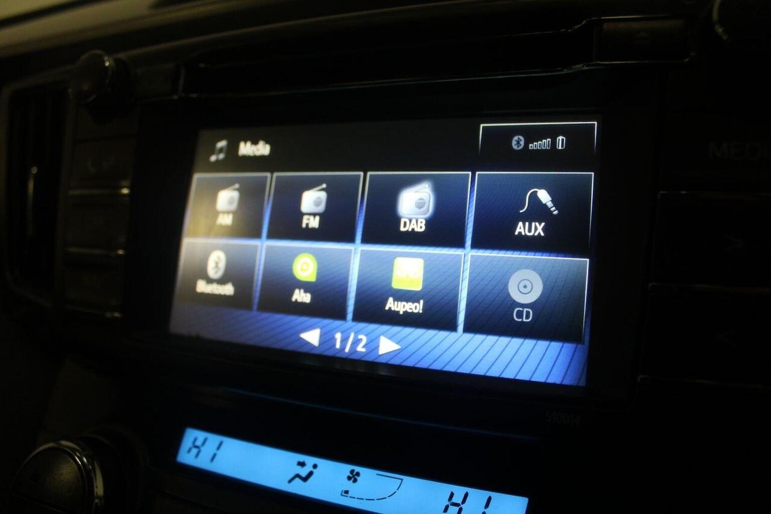 Used Toyota RAV4 2015 for sale - 76527377: Photo 35