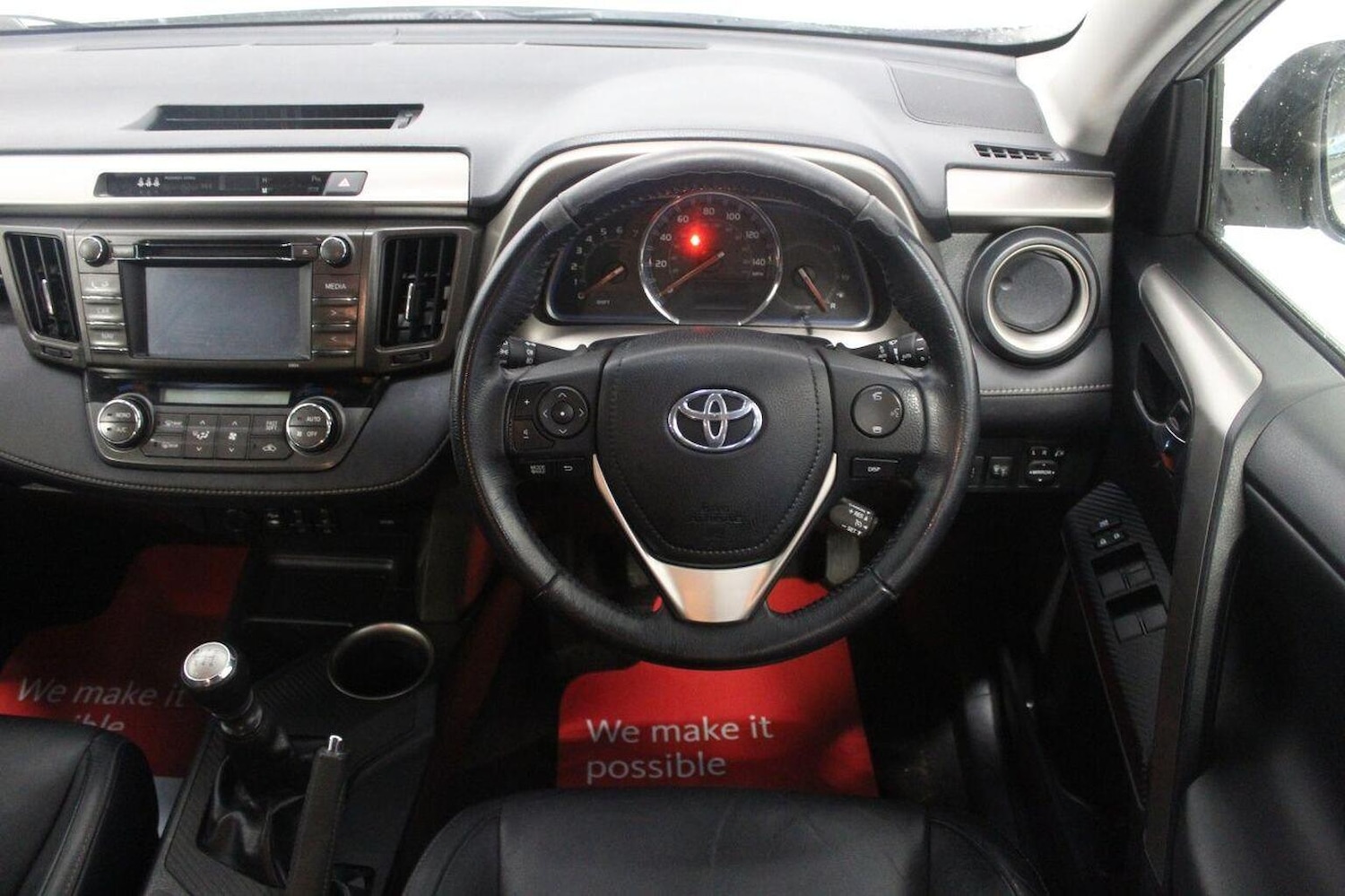 Used Toyota RAV4 2015 for sale - 76527377: Photo 44