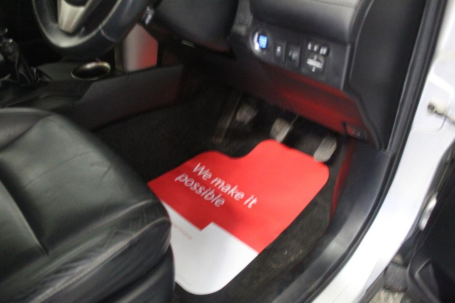 Used Toyota RAV4 2015 for sale - 76527377: Photo 48