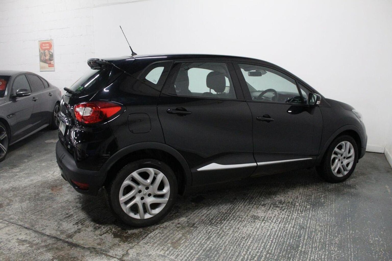 Used Renault Captur 2016 for sale - 76935303: Photo 11