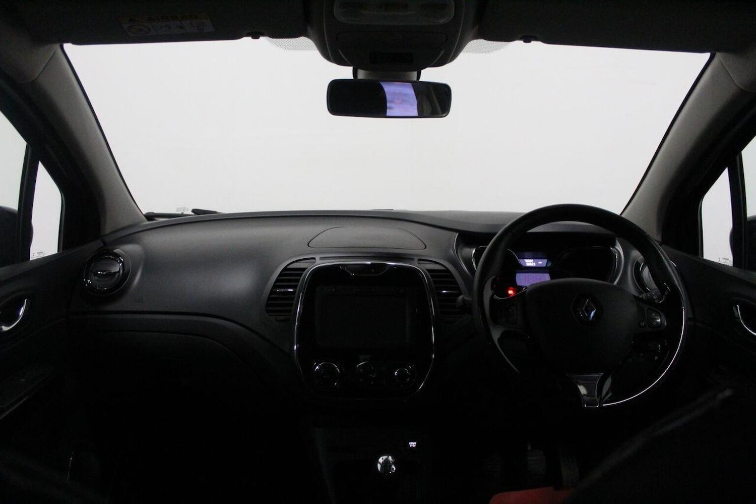 Used Renault Captur 2016 for sale - 76935303: Photo 27