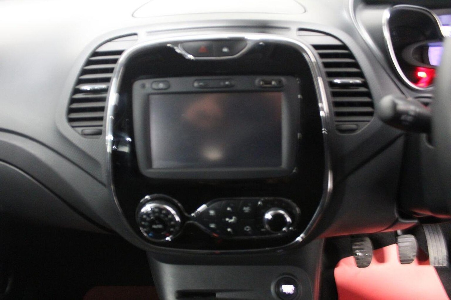 Used Renault Captur 2016 for sale - 76935303: Photo 31