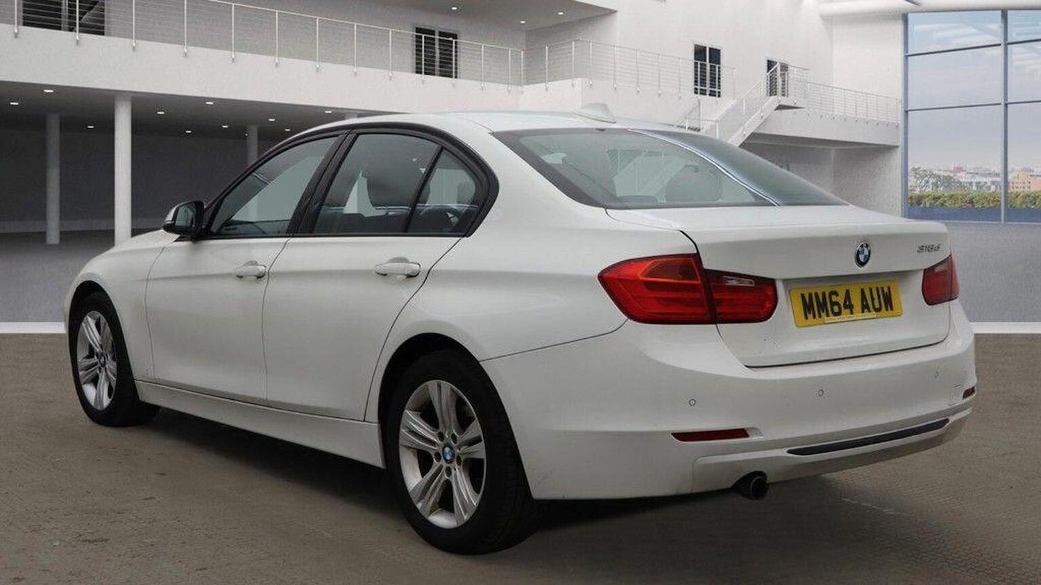 Used BMW 3 Series 2014 for sale - 77610061: Photo 5