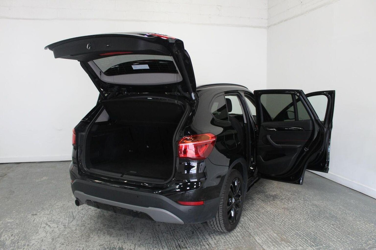 Used BMW X1 2015 for sale - 75968685: Photo 21