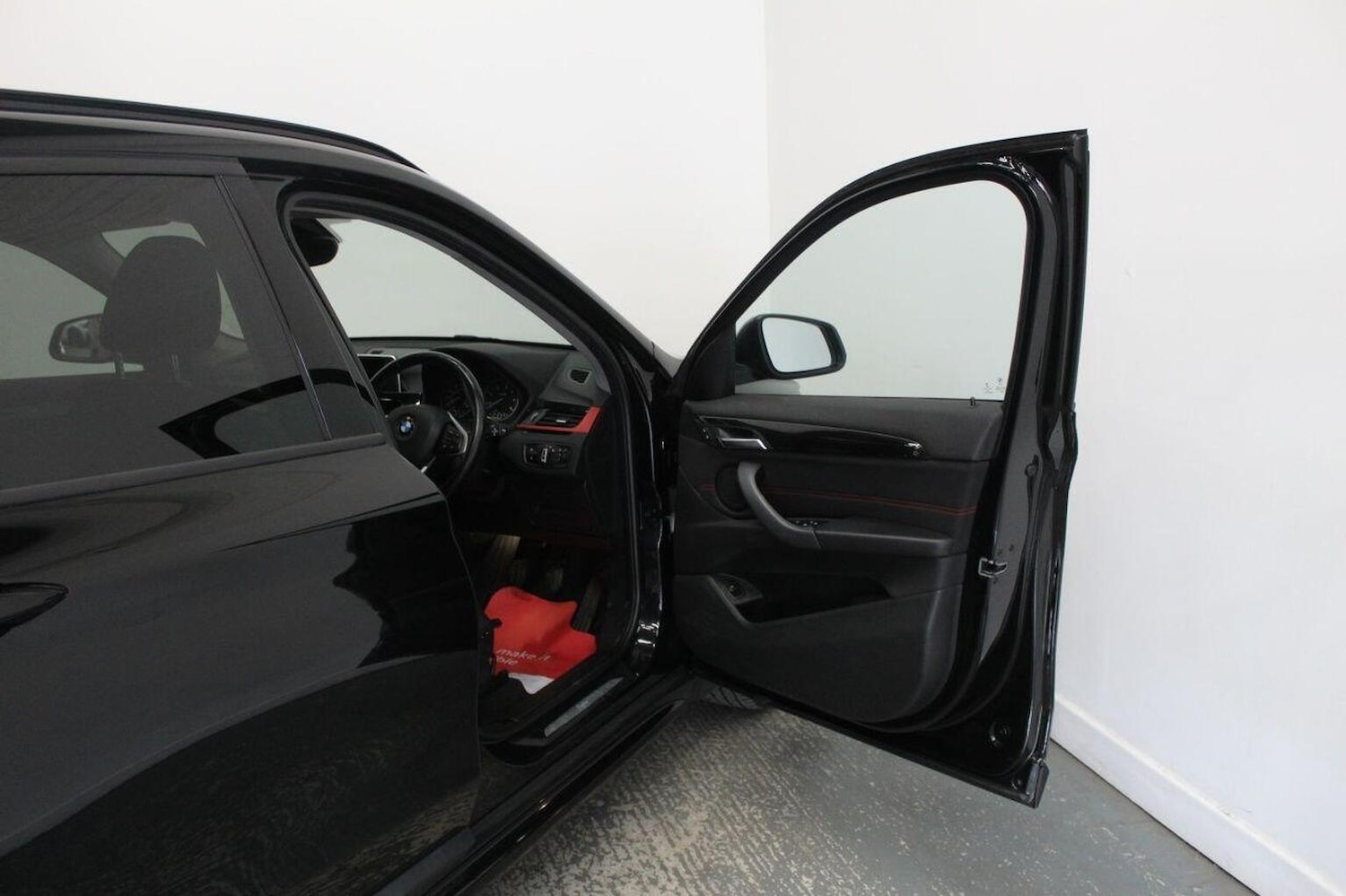 Used BMW X1 2015 for sale - 75968685: Photo 25