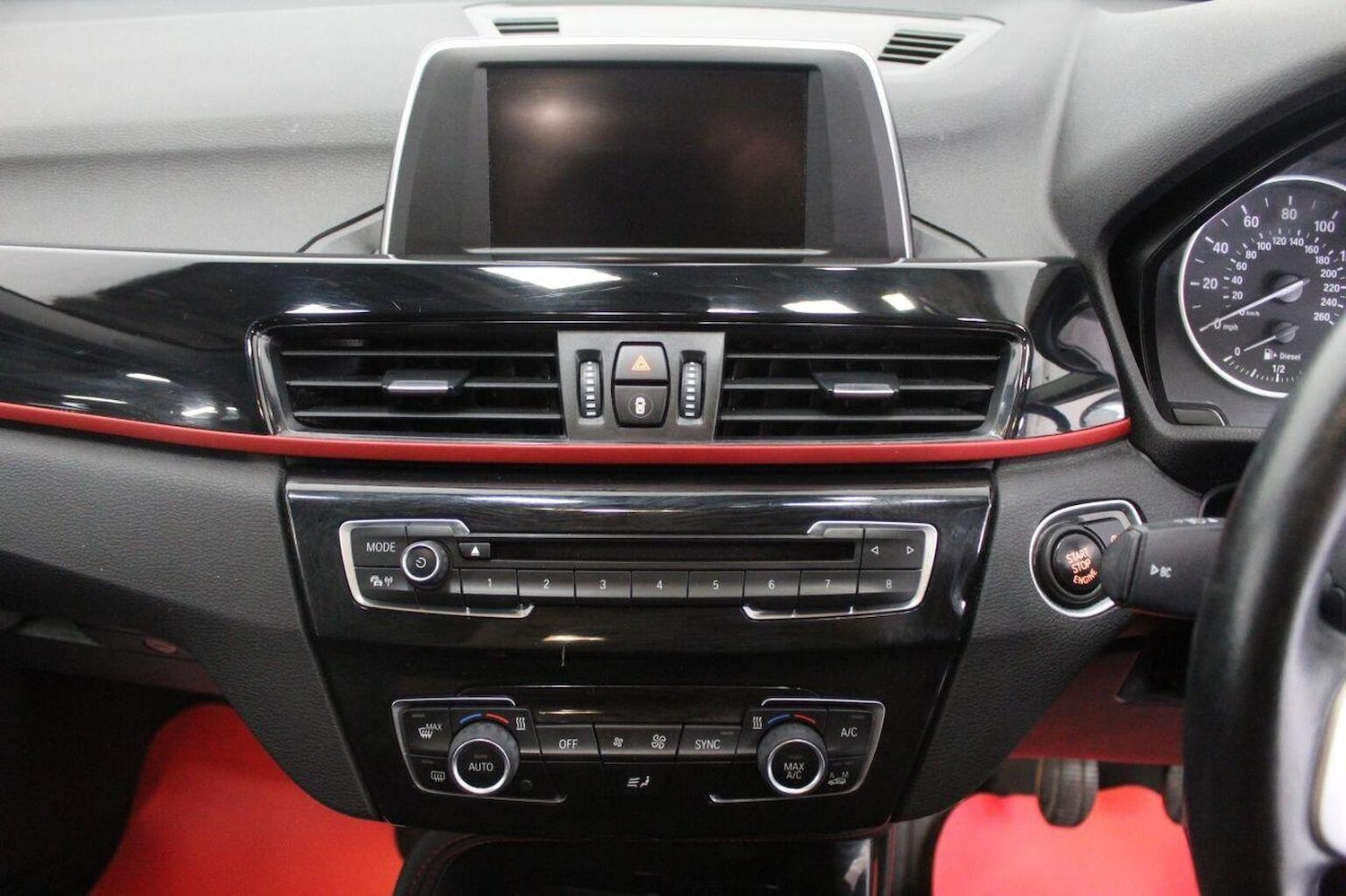 Used BMW X1 2015 for sale - 75968685: Photo 33