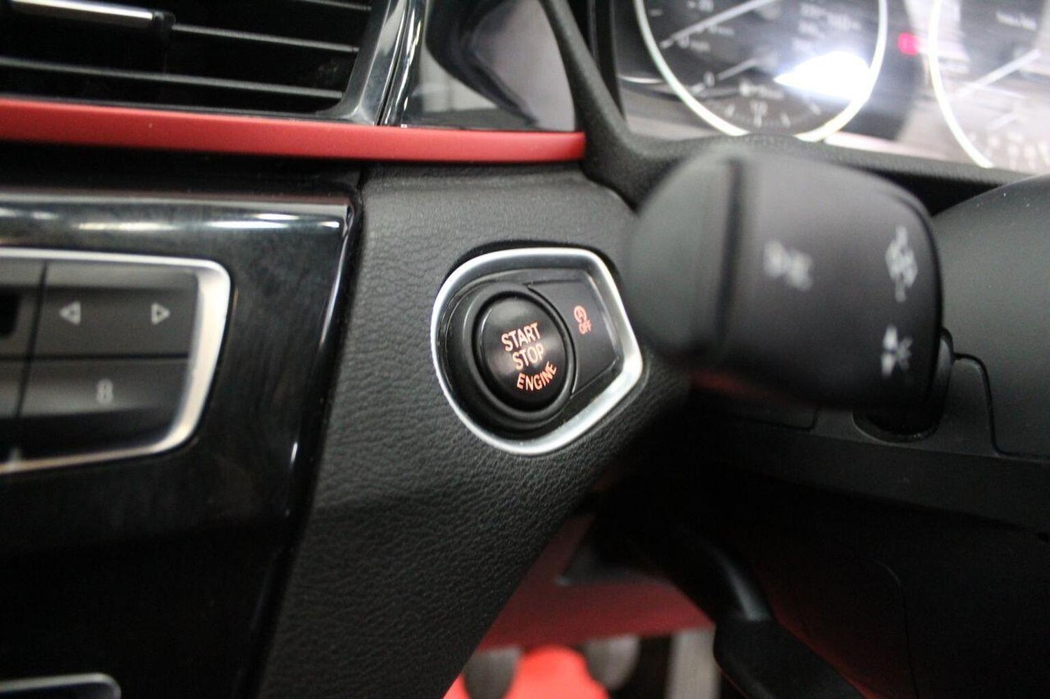 Used BMW X1 2015 for sale - 75968685: Photo 48